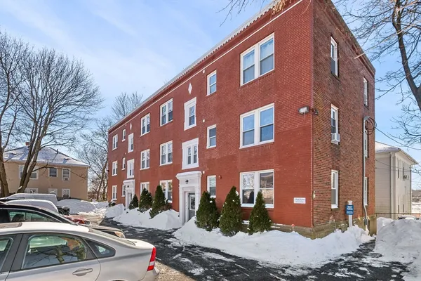 $295,000 | 6 R Hazel Terrace, Unit 1, Salem, MA 01970