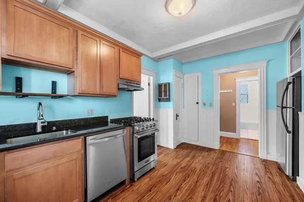 $295,000 | 6 R Hazel Terrace, Unit 1, Salem, MA 01970