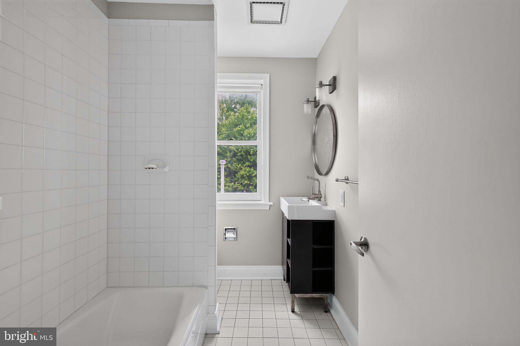 1819 Riggs Place Northwest Washington, DC 20009 - Photo 43 of 55 Gallery Image 43