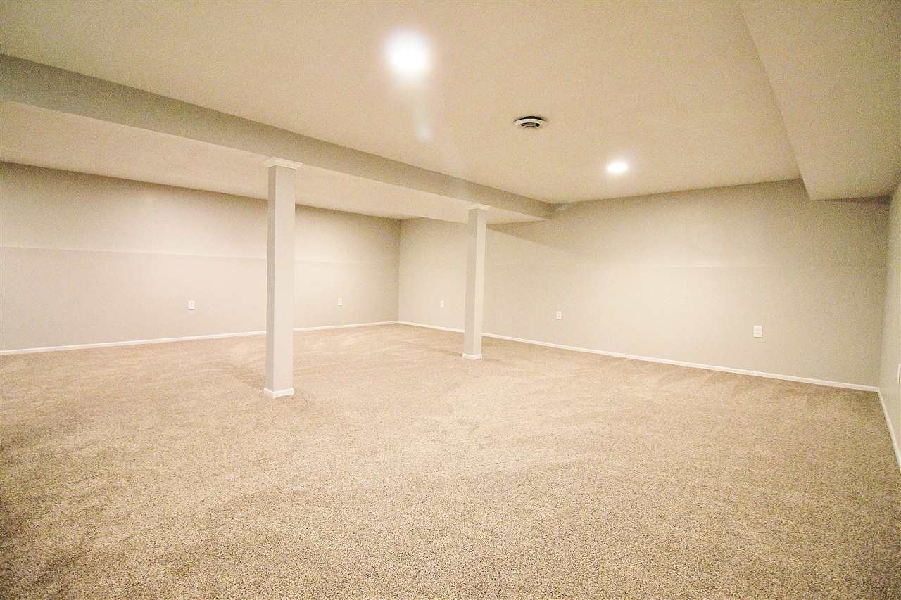 2893 Edna Road Rockford, IL 61102 - Photo 16 of 18 Gallery Image 16