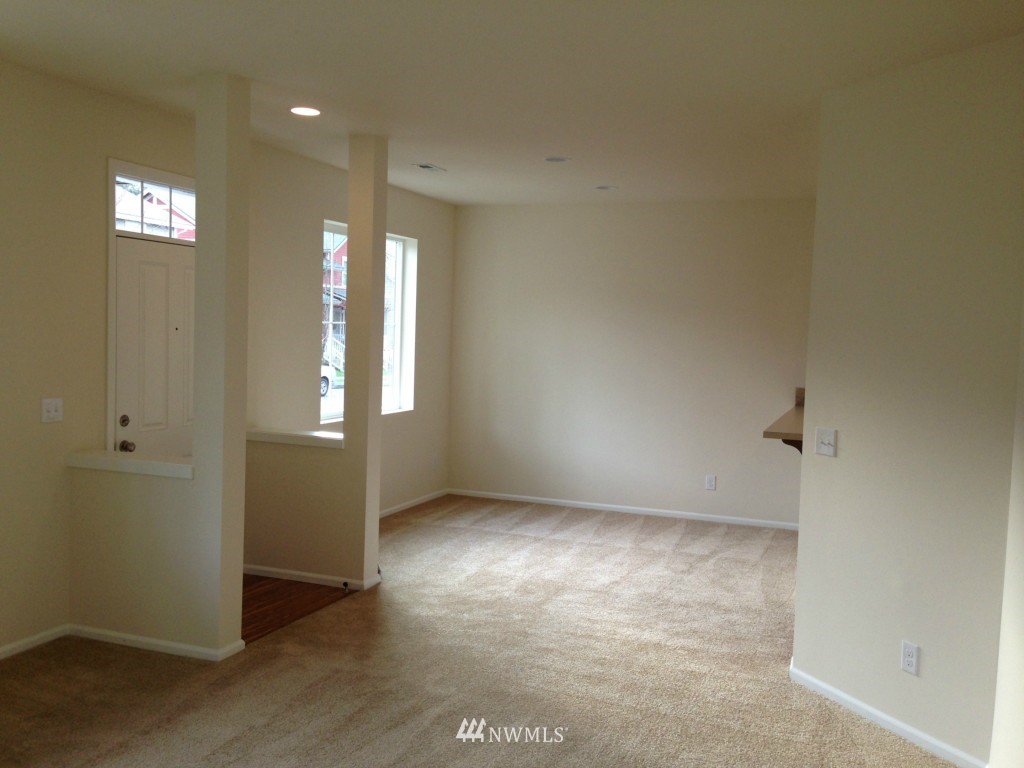 4854 East R Street, Unit 2907 Tacoma, WA 98404 - Photo 3 of 12