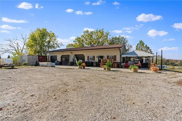 $475,000 | 17190 Highway 13, Richmond, MO 64085