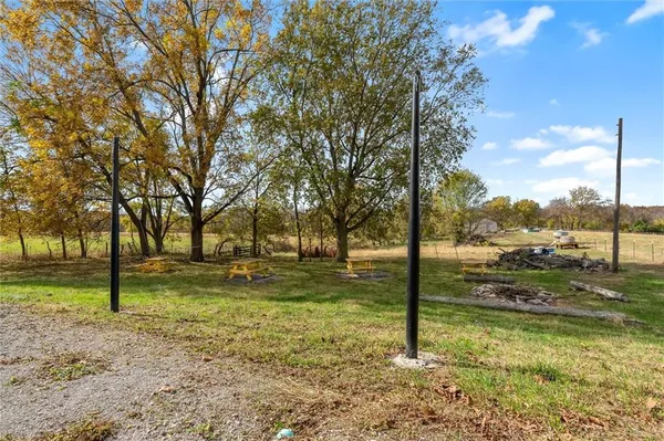 $424,900 | 17190 Highway 13, Rayville, MO 64084