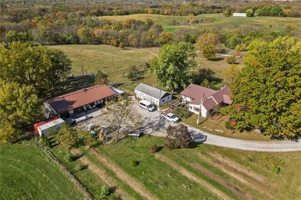 $424,900 | 17190 Highway 13, Rayville, MO 64084