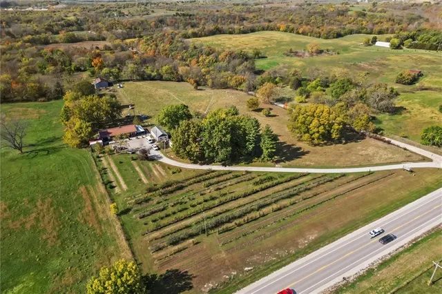 $475,000 | 17190 Highway 13, Richmond, MO 64085