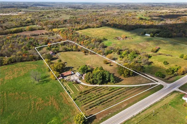 $424,900 | 17190 Highway 13, Rayville, MO 64084