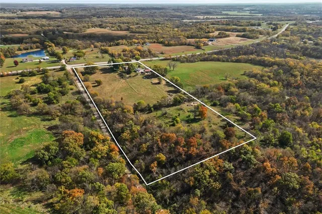 $475,000 | 17190 Highway 13, Richmond, MO 64085