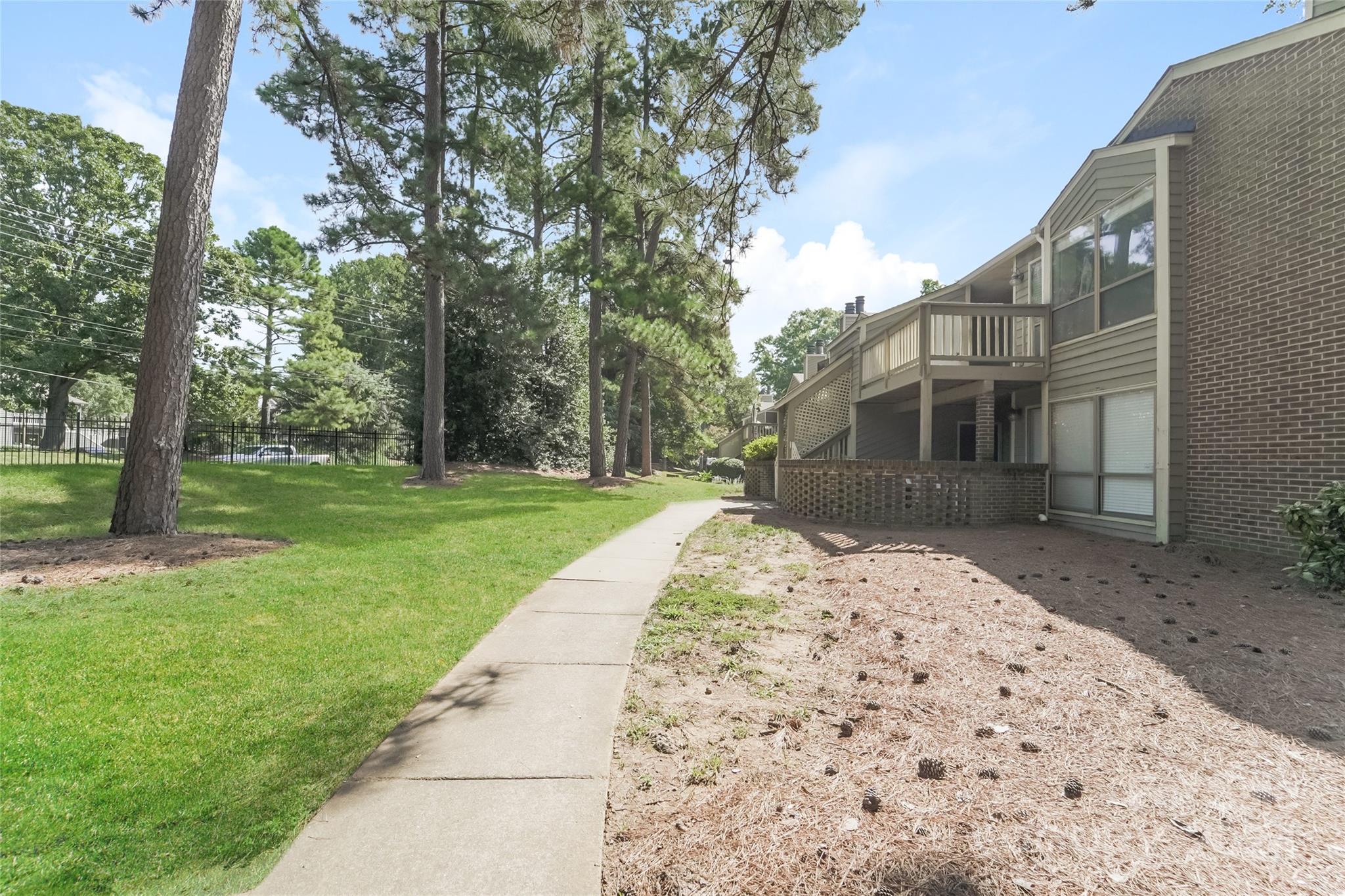 1600 Sharon Road West, Unit 11 Charlotte, NC 28210 - Photo 15 of 16