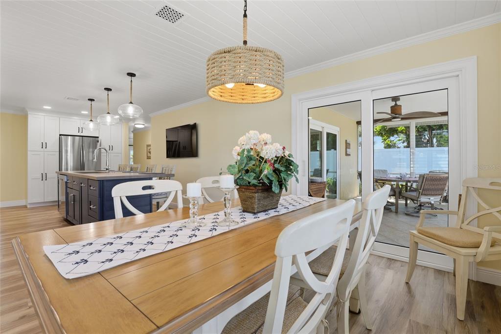 707 Beverly Road Venice, FL 34293 - Photo 11 of 59