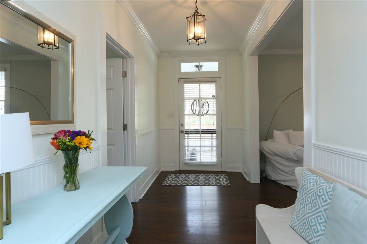 206 Linden Avenue Raleigh, NC 27601 - Photo 4 of 28 Photo 4