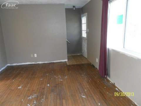 8628 South Durand Road Durand, MI 48429 - Photo 11 of 12 20402387-10.JPG