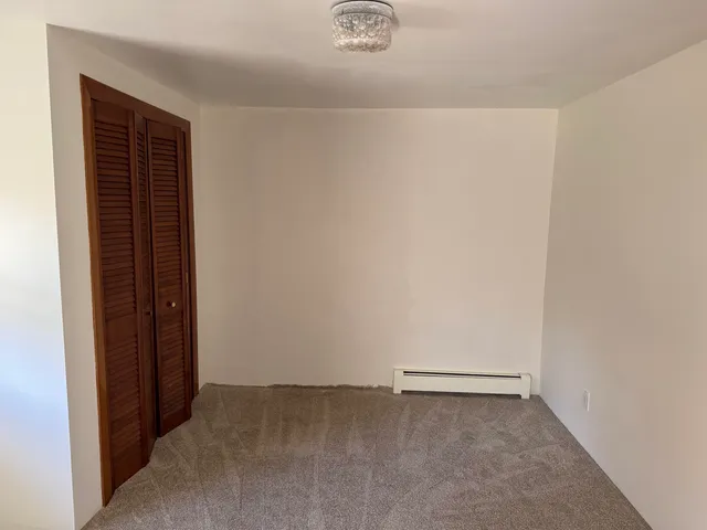 $3,400 | 17 Great Cove Drive, Newmarket, NH 03857