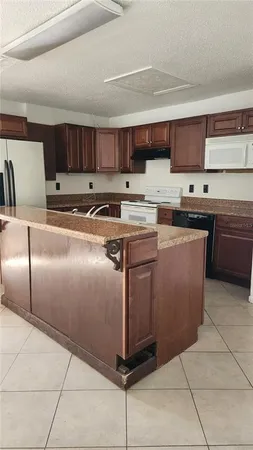 $1,950 | 5015 Edmee Circle, Orlando, FL 32822