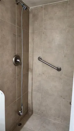 $1,950 | 5015 Edmee Circle, Orlando, FL 32822