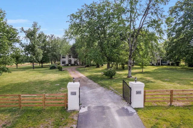 $1,799,900 | 4519 Murfreesboro Road, Franklin, TN 37067