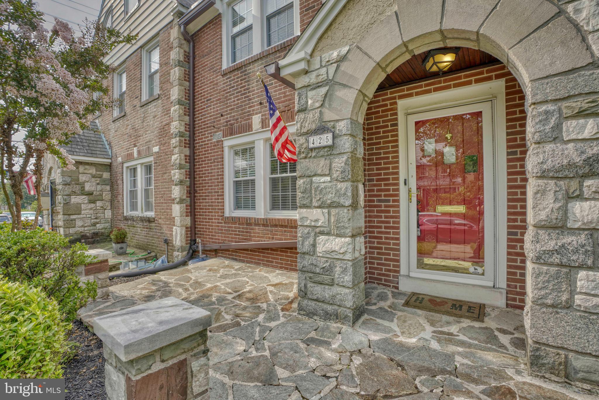 425 Hopkins Road Baltimore, MD 21212 - Photo 2 of 44