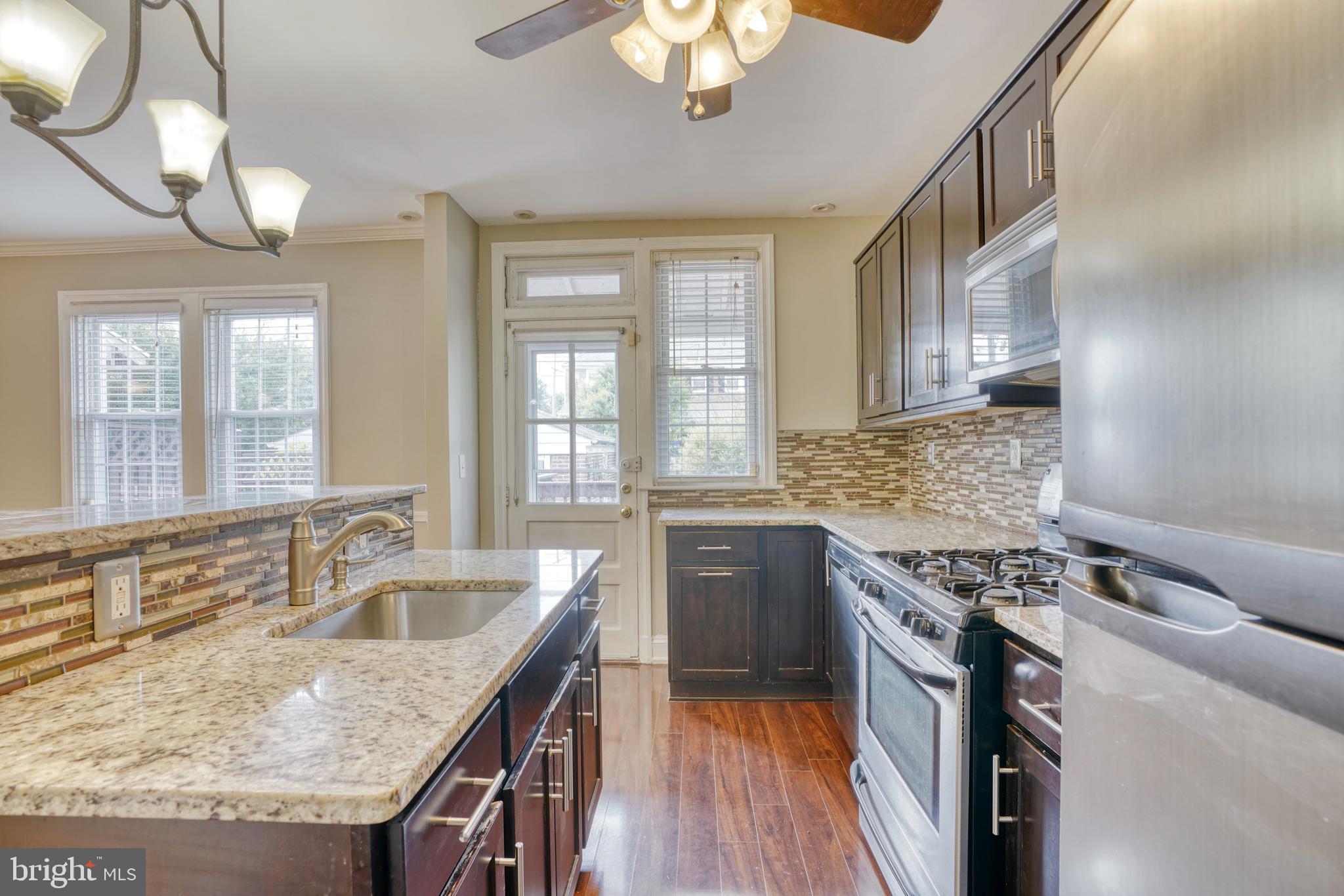 425 Hopkins Road Baltimore, MD 21212 - Photo 15 of 44