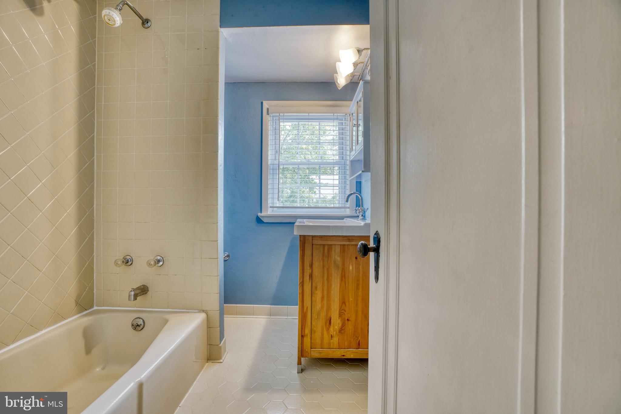425 Hopkins Road Baltimore, MD 21212 - Photo 27 of 44