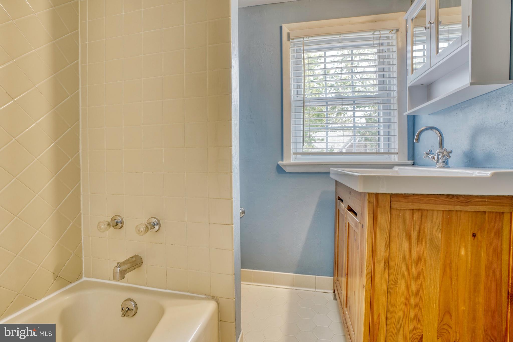 425 Hopkins Road Baltimore, MD 21212 - Photo 28 of 44