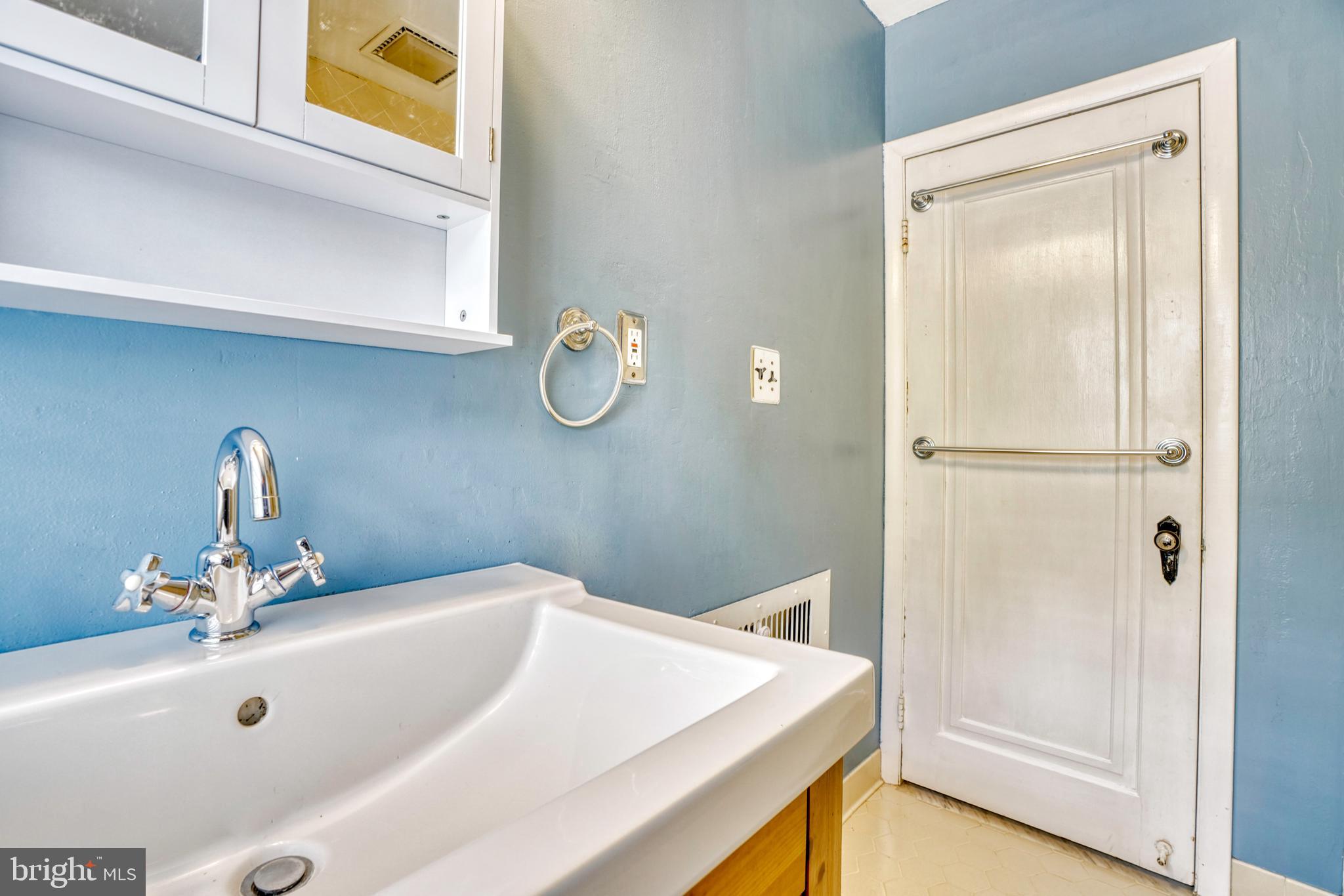425 Hopkins Road Baltimore, MD 21212 - Photo 29 of 44