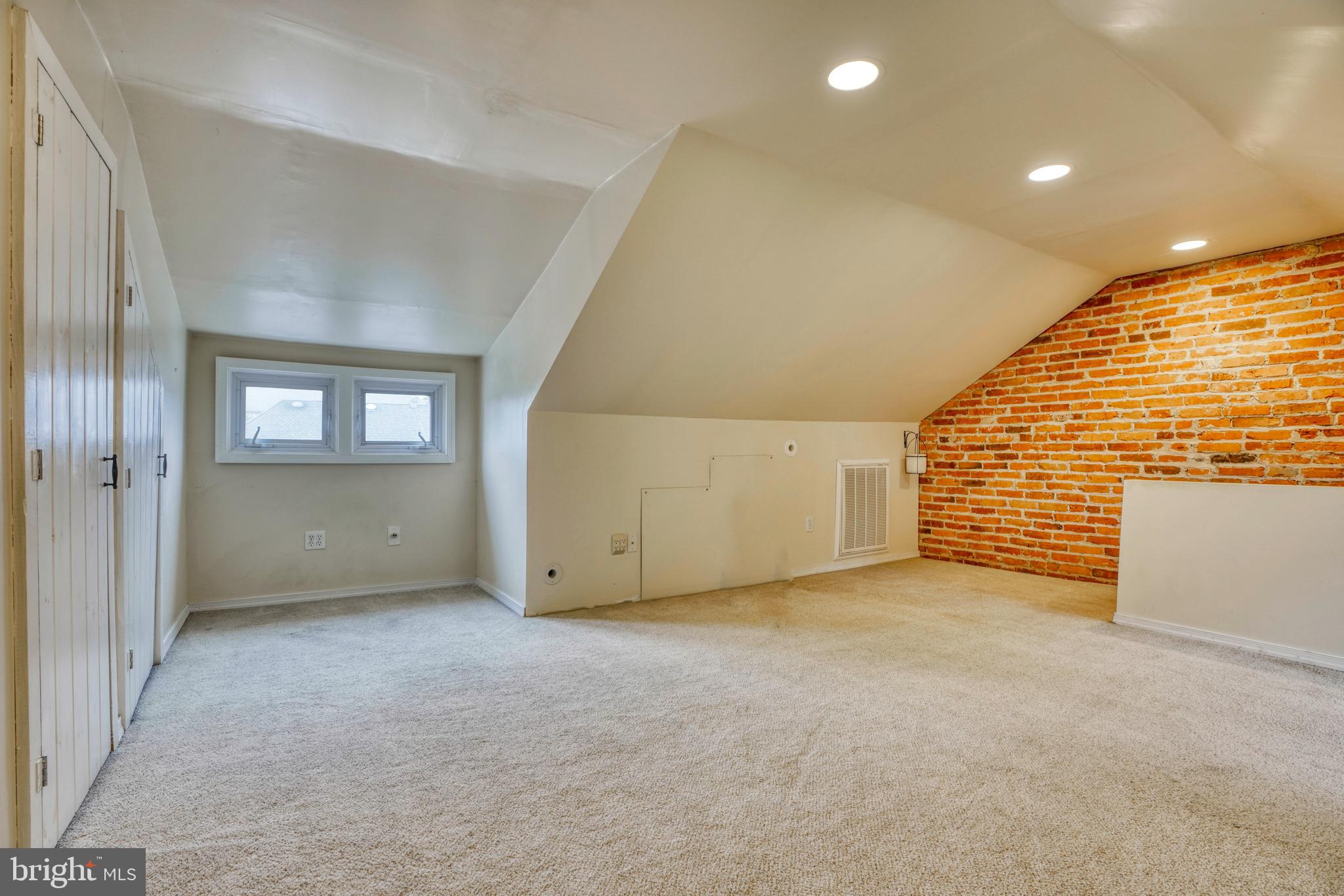 425 Hopkins Road Baltimore, MD 21212 - Photo 30 of 44