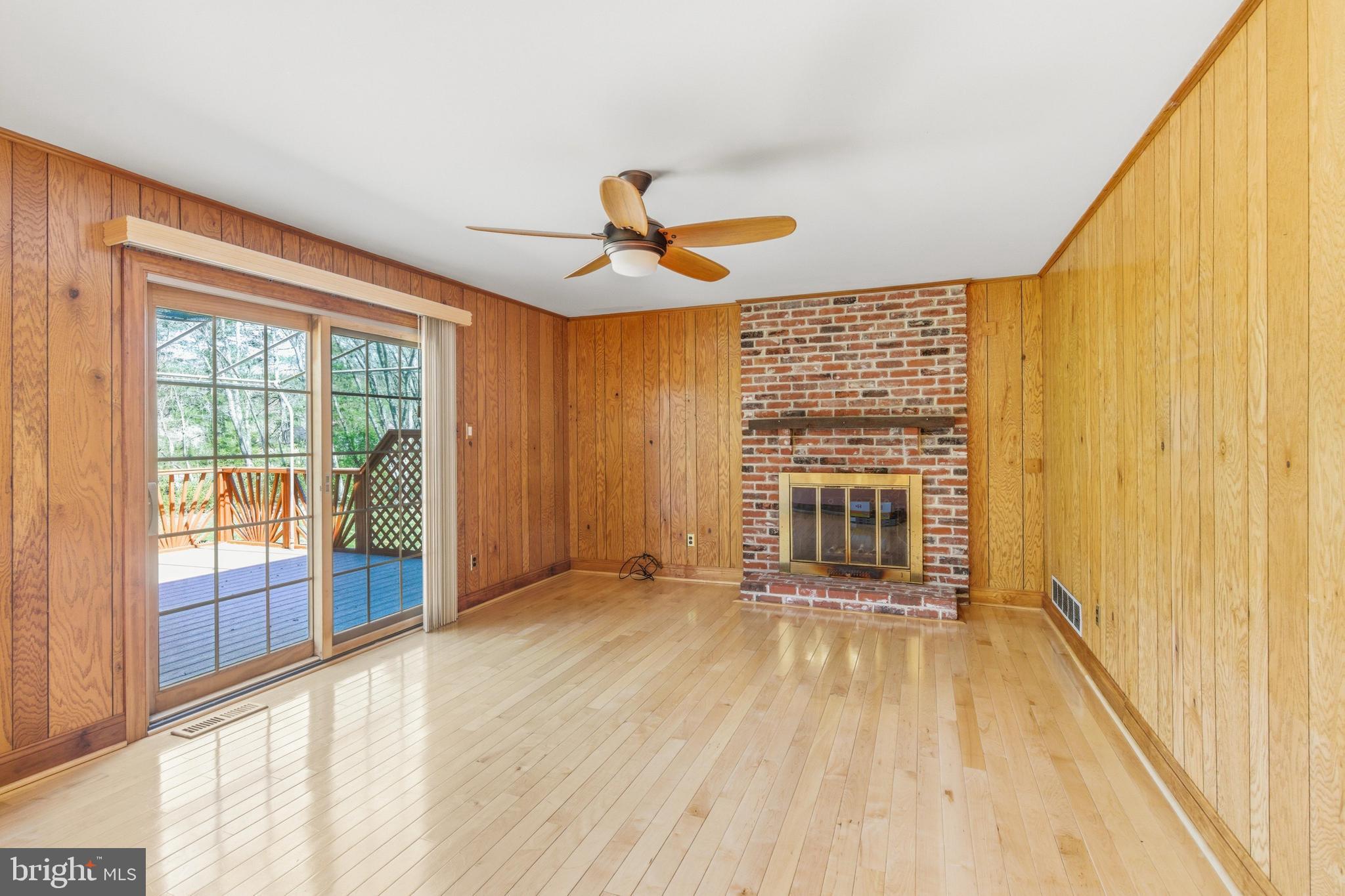 76 Colonial Circle Thornton, PA 19373 - Photo 11 of 42 Family Room
