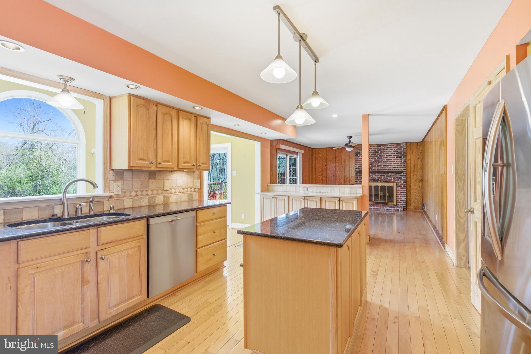 76 Colonial Circle Thornton, PA 19373 - Photo 7 of 42