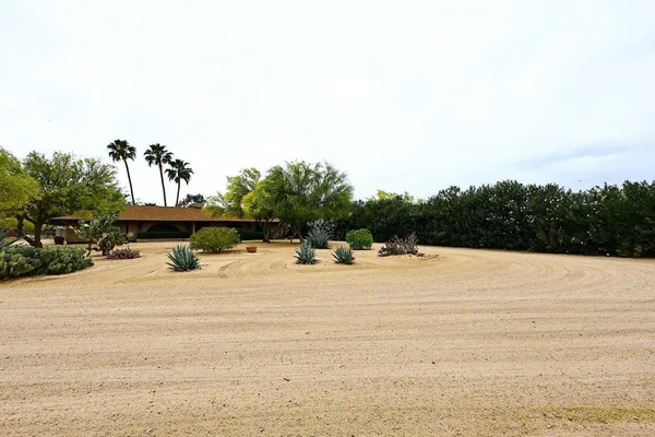 $5,000 | 29234 North 53rd Street, Cave Creek, AZ 85331