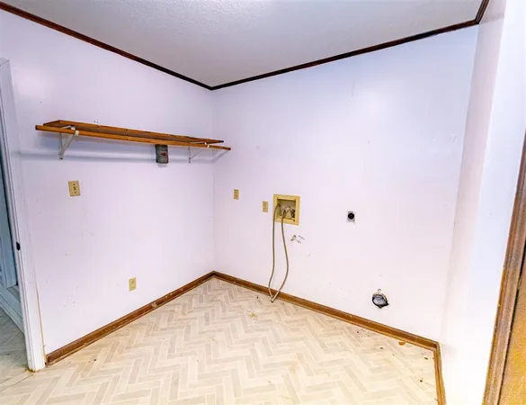 $210,000 | 220 Woodland Drive, Oakdale, LA 71463