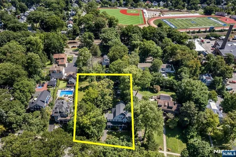 $1,600,000 | 163 Park Street, Montclair, NJ 07042