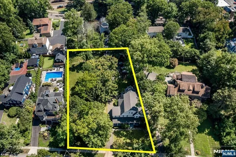 $1,600,000 | 163 Park Street, Montclair, NJ 07042