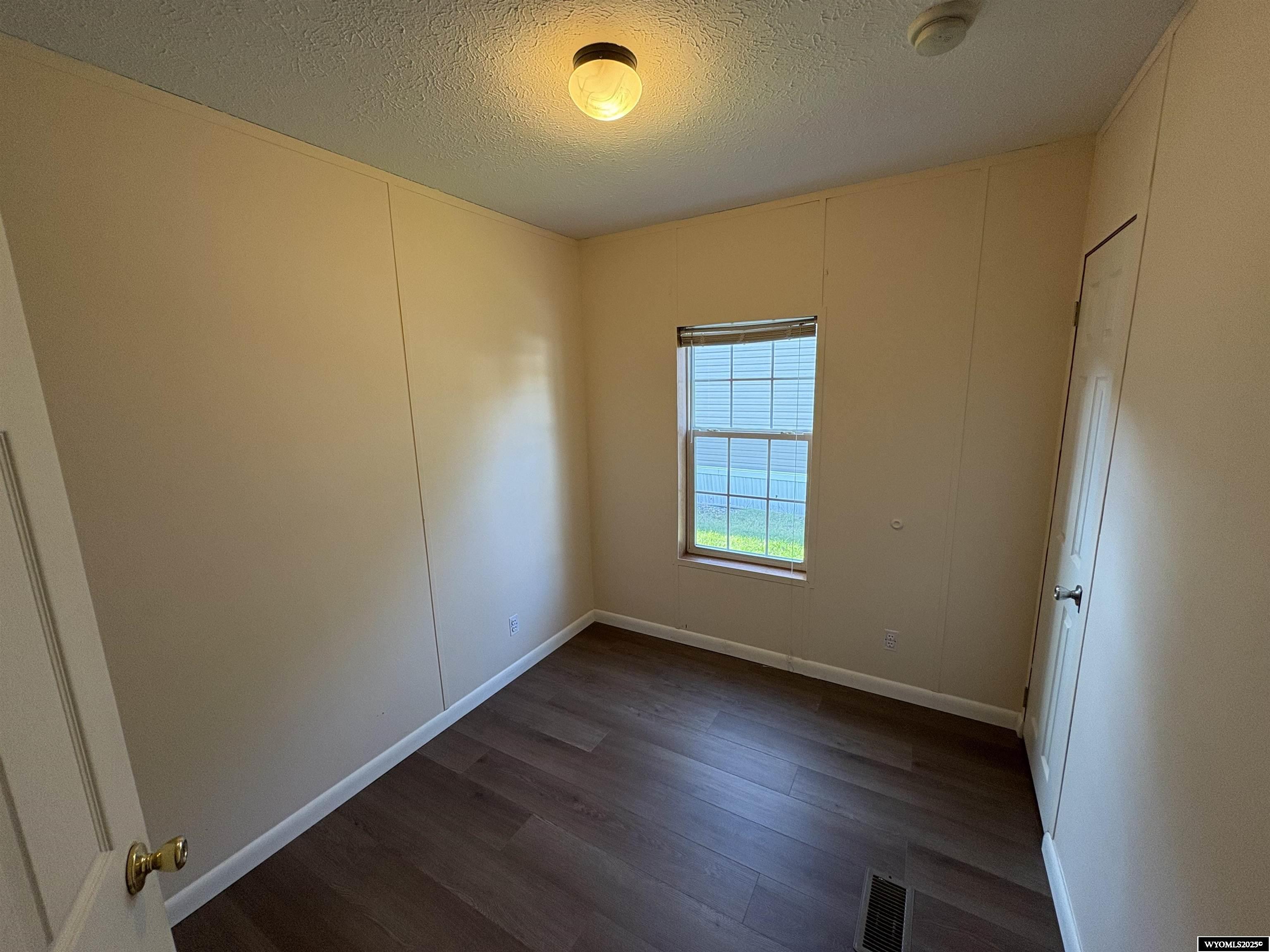 400 South 1st Street Lander, WY 82520 - Photo 13 of 19