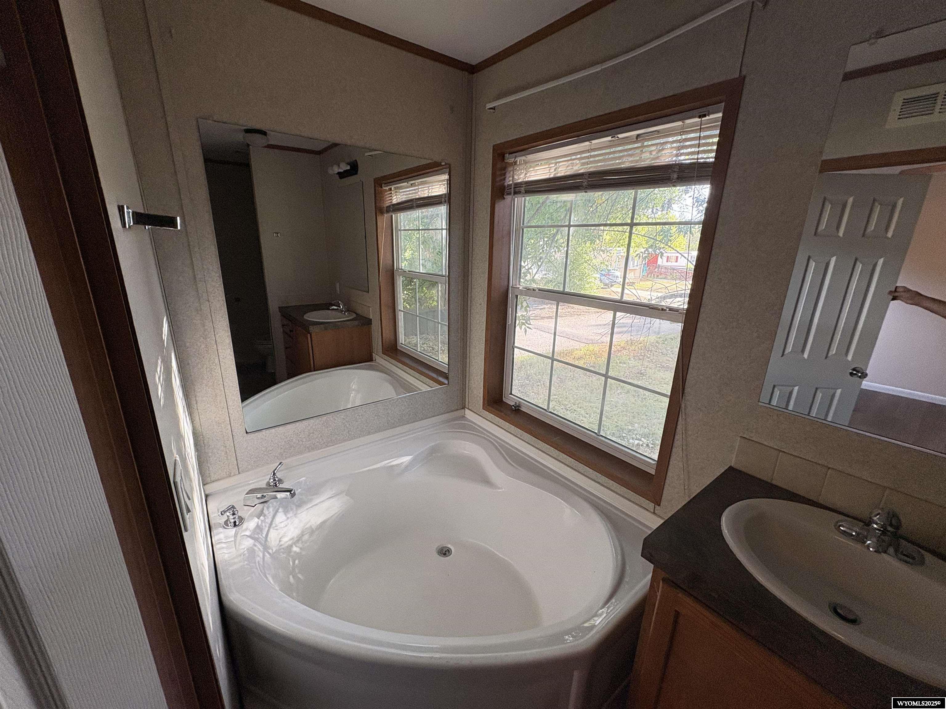 400 South 1st Street Lander, WY 82520 - Photo 10 of 19