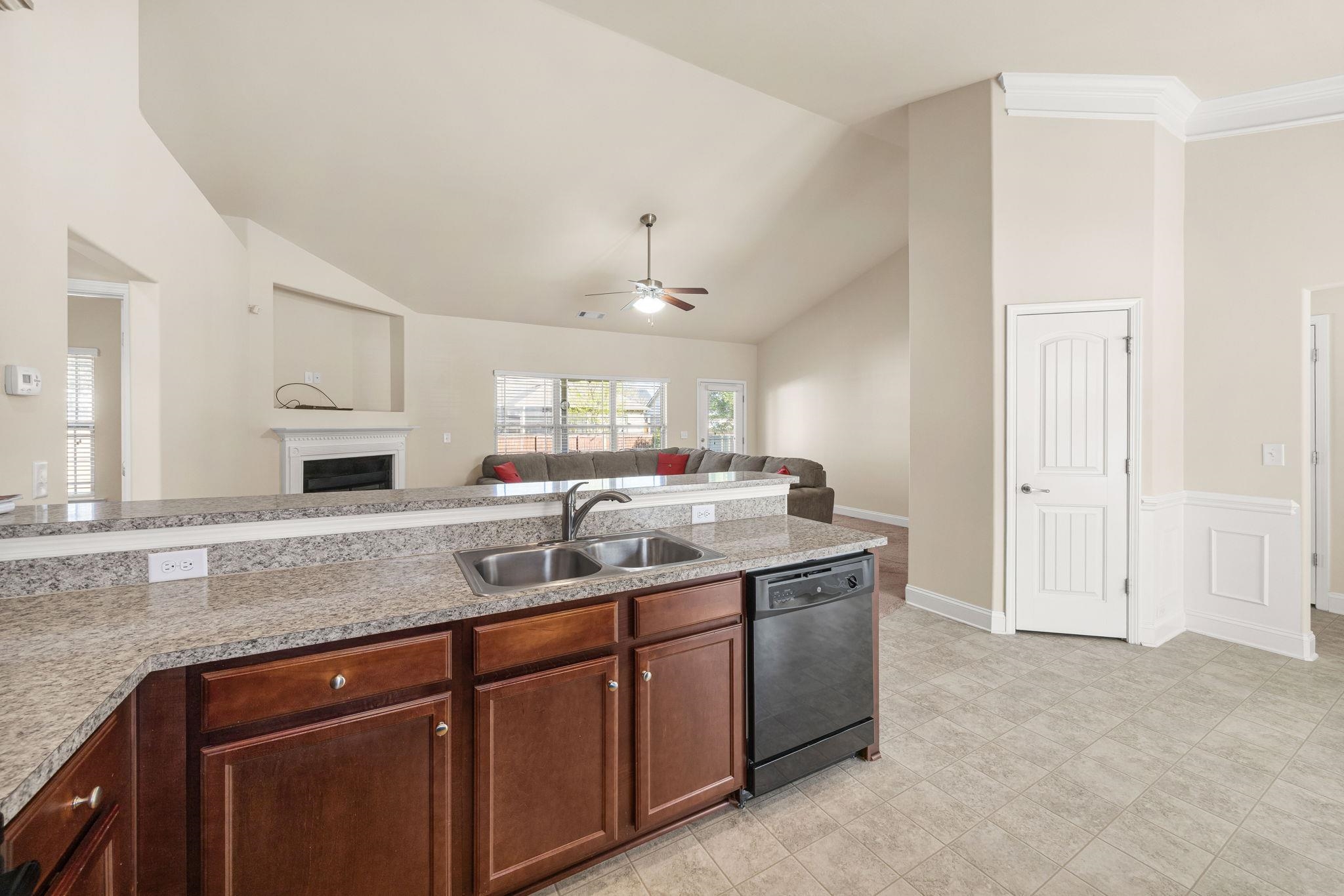 438 Slate Drive Boiling Springs, SC 29316 - Photo 12 of 50