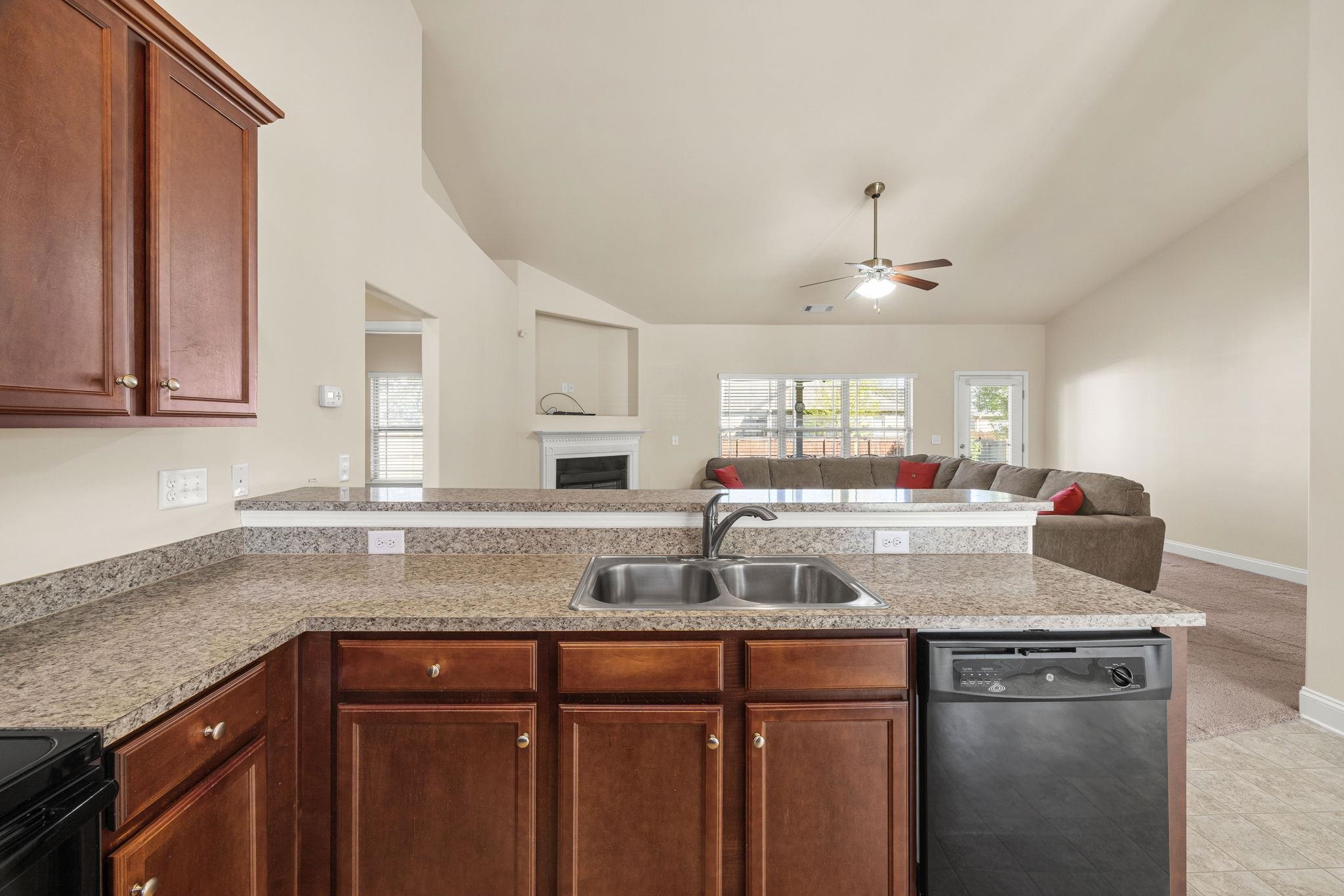 438 Slate Drive Boiling Springs, SC 29316 - Photo 13 of 50