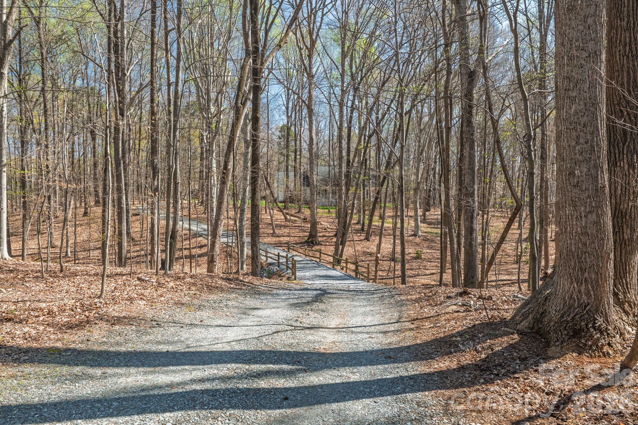801 Reverdy Lane Matthews, NC 28105 - Photo 7 of 21