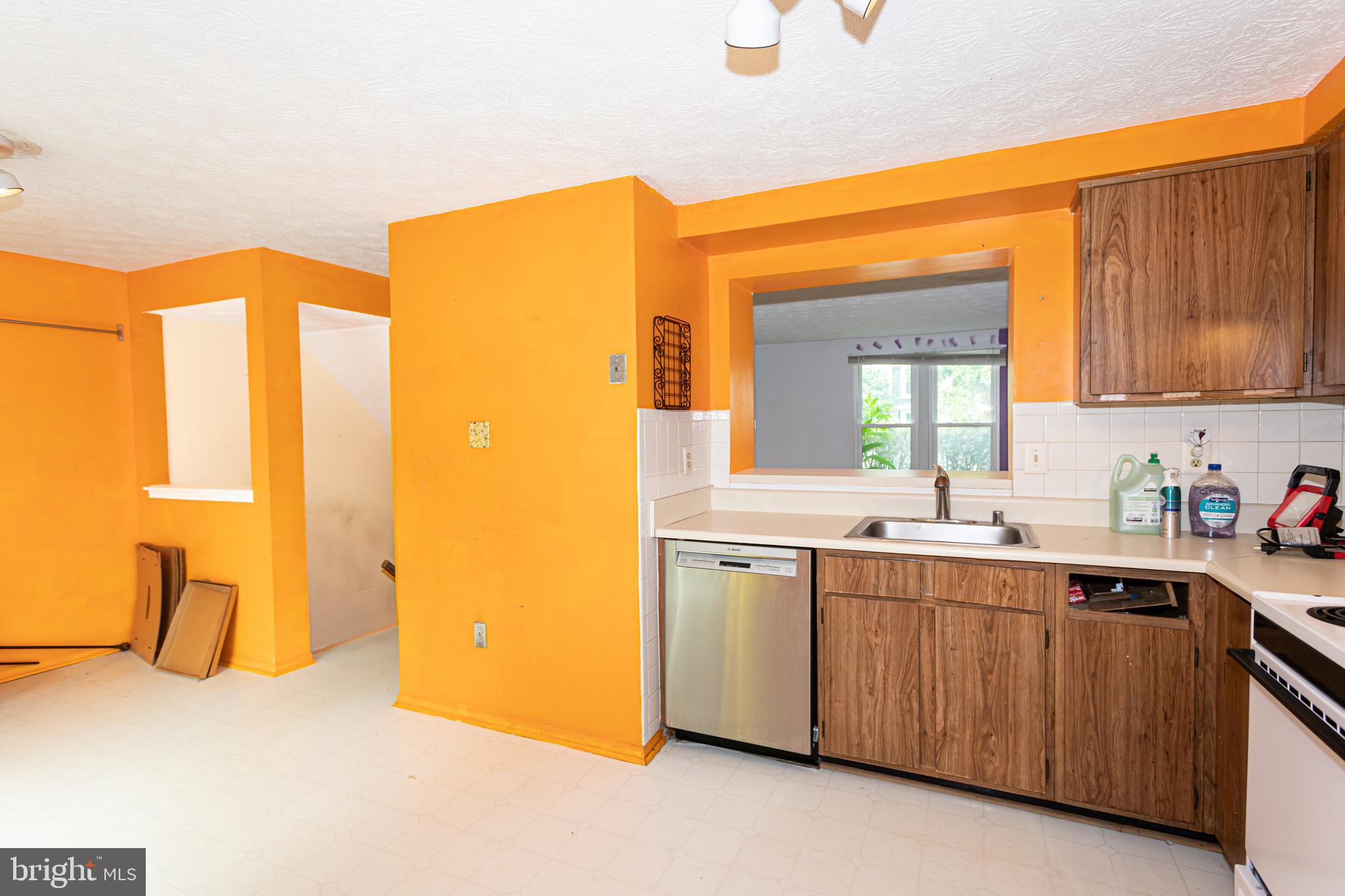 35 Trailwood Road Nottingham, MD 21236 - Photo 5 of 16