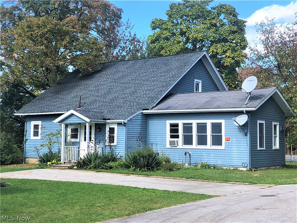 14760 Painesville Warren Road Thompson, OH 44086 - Photo 3 of 30 Gallery Image 3