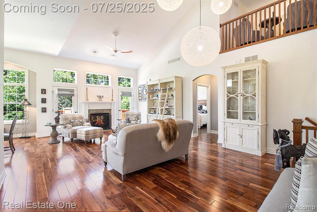 636 Mountain Circle Rochester Hills, MI 48306 - Photo 18 of 23