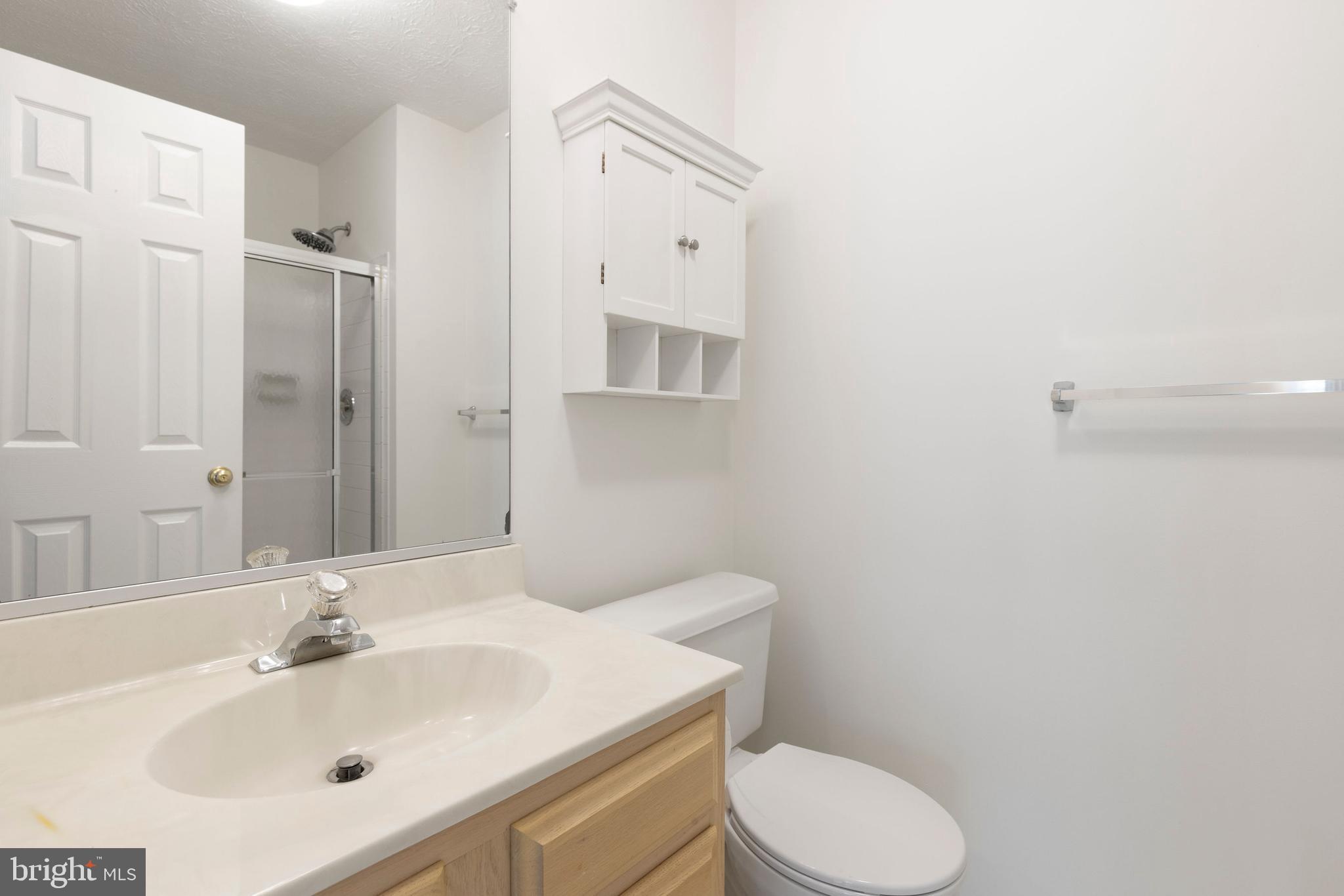 27 Laurel Path Court, Unit 627 Nottingham, MD 21236 - Photo 14 of 21 Primary En-suite