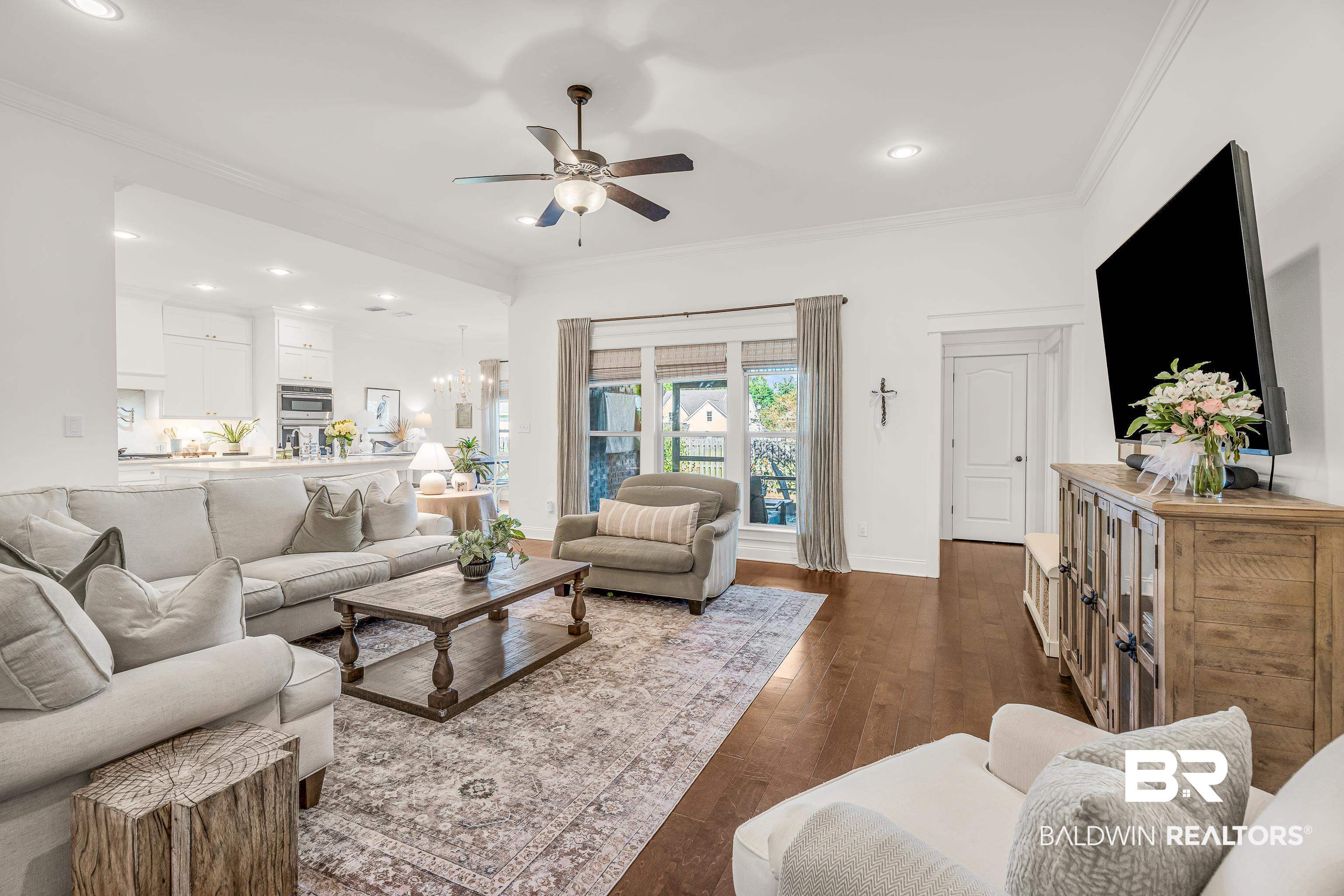 243 Hawthorne Circle Fairhope, AL 36532 - Photo 5 of 37 Family Room