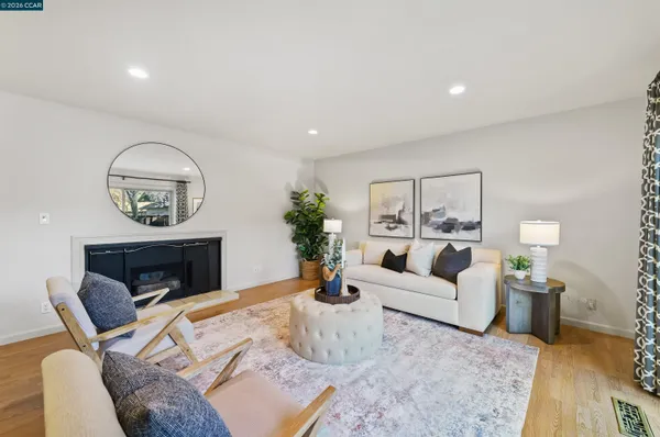 $3,800 | 1746 Candelero Court, Walnut Creek, CA 94598