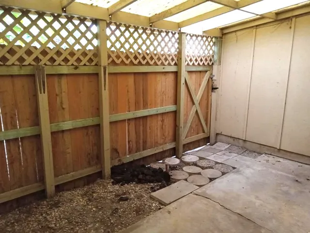 $1,495 | 910 East Meadowmere Lane, Austin, TX 78758