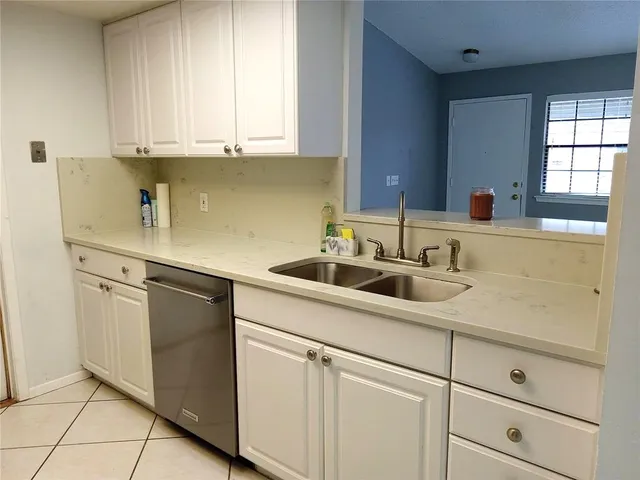 $1,495 | 910 East Meadowmere Lane, Austin, TX 78758