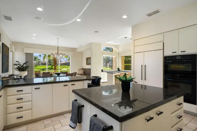 $2,195,000 | 443 Tomahawk Drive, Palm Desert, CA 92211