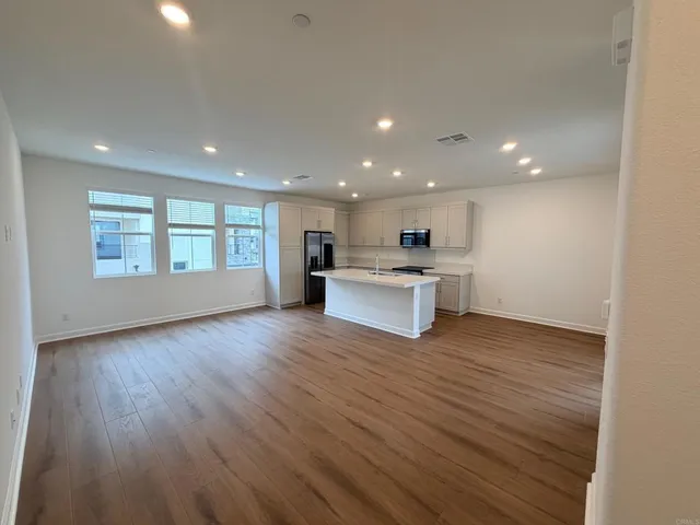 $4,250 | 460 Caliper Way, San Marcos, CA 92078