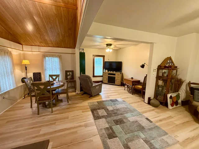 $249,900 | 152 North Ohio Street, Prairie du Chien, WI 53821