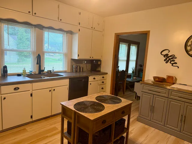 $249,900 | 152 North Ohio Street, Prairie du Chien, WI 53821