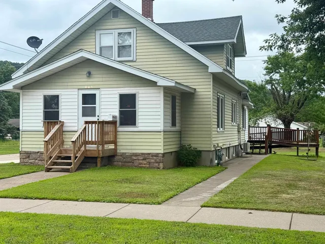 $249,900 | 152 North Ohio Street, Prairie du Chien, WI 53821