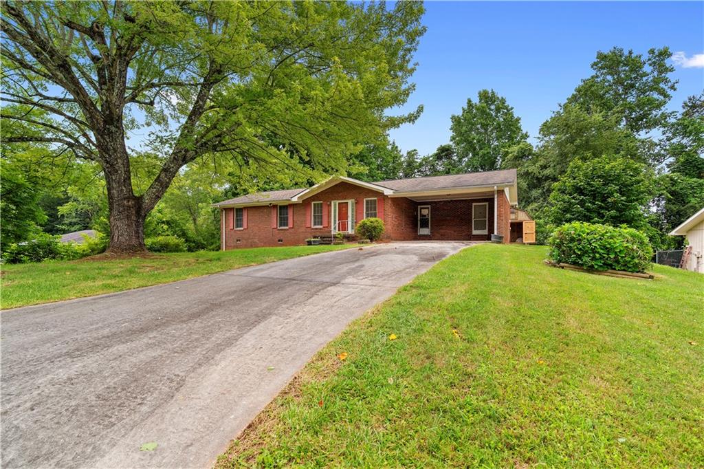 54 Ridgewood Drive Cleveland, GA 30528 - Photo 2 of 20